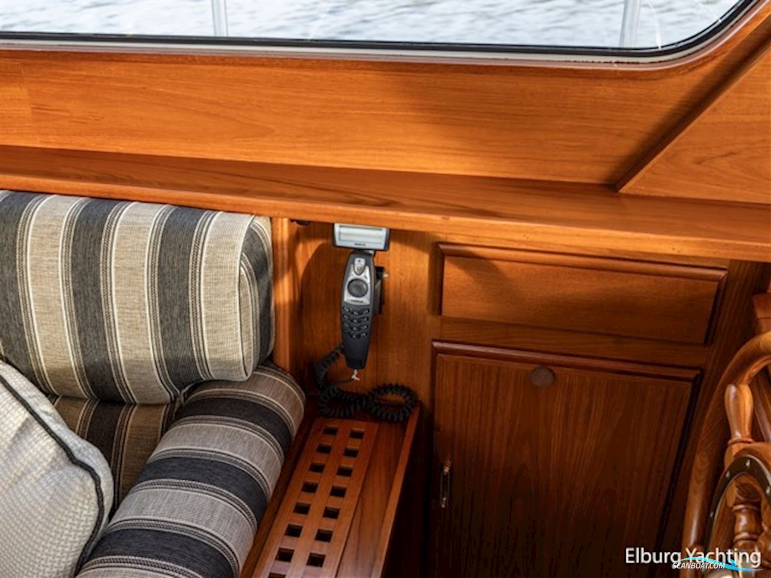 Super Van Craft 18.60 - Vast Stuurhuis