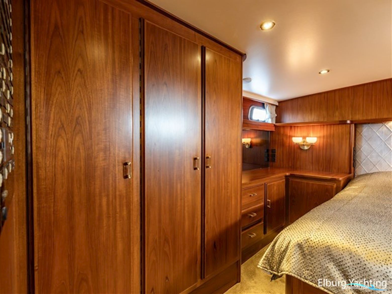 Super Van Craft 18.60 - Vast Stuurhuis