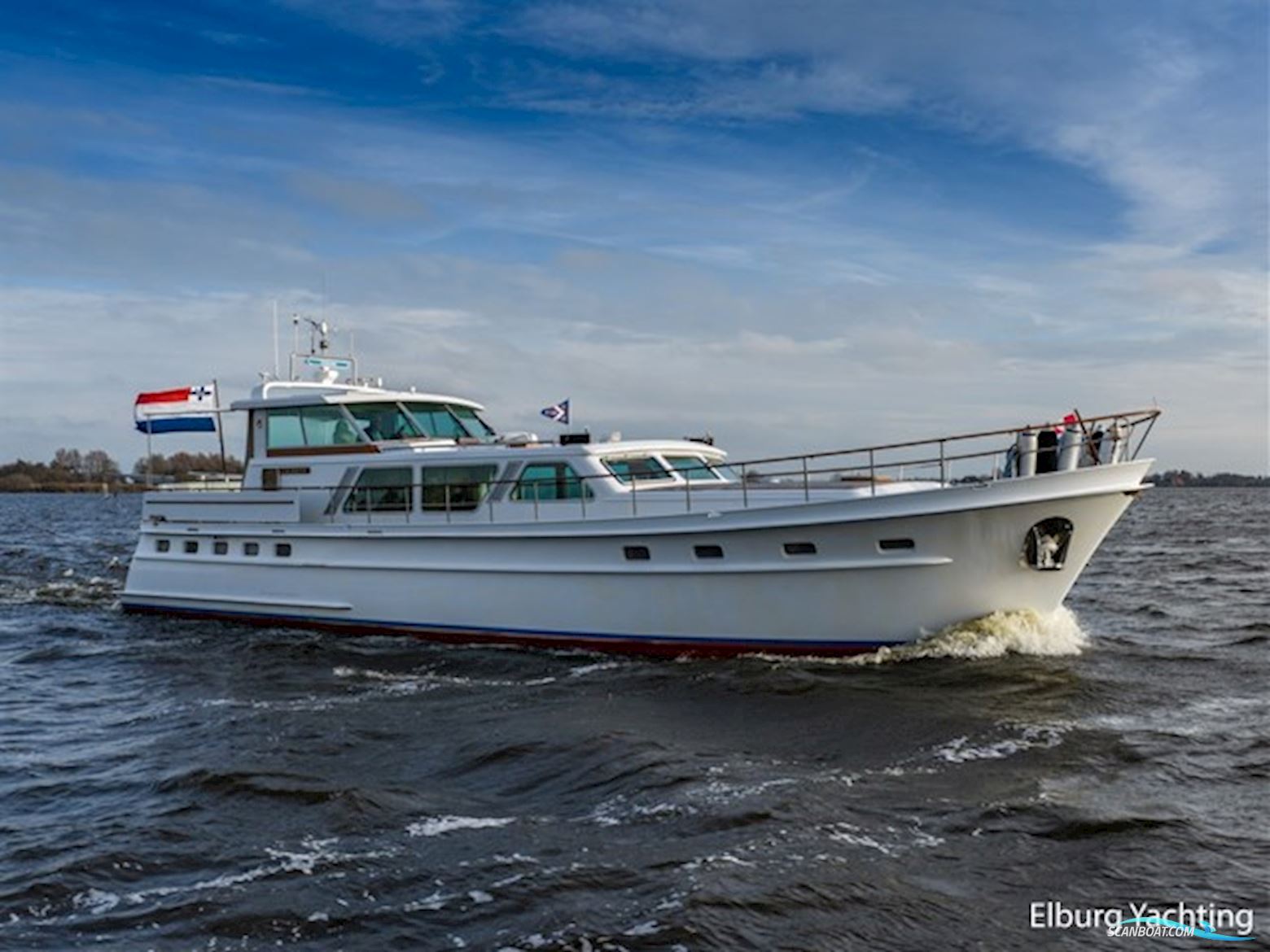 Super Van Craft 18.60 - Vast Stuurhuis