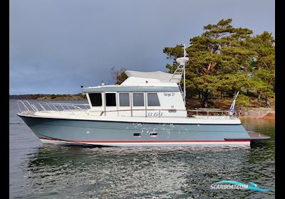 Targa 37+ Hifly Cfc Motorbåd 2016, med Mercury motor, Finland