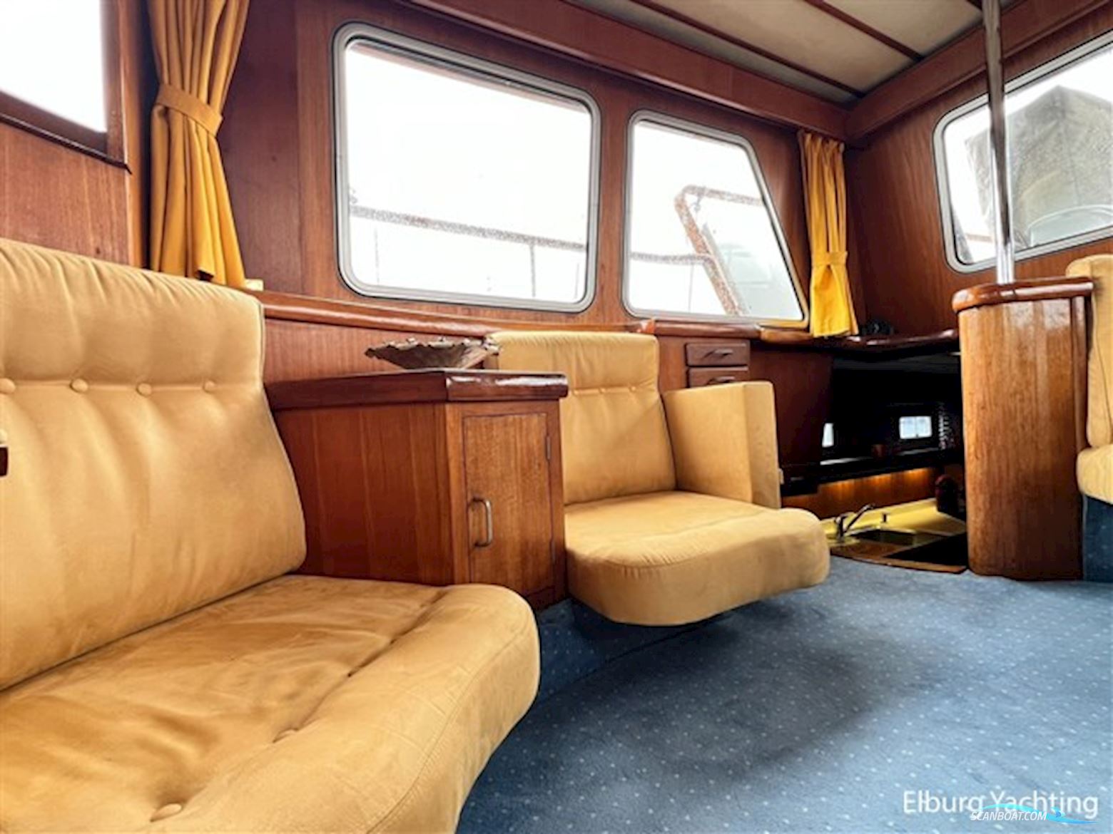 Tayana Trawler  - Pieter Beeldsnijder