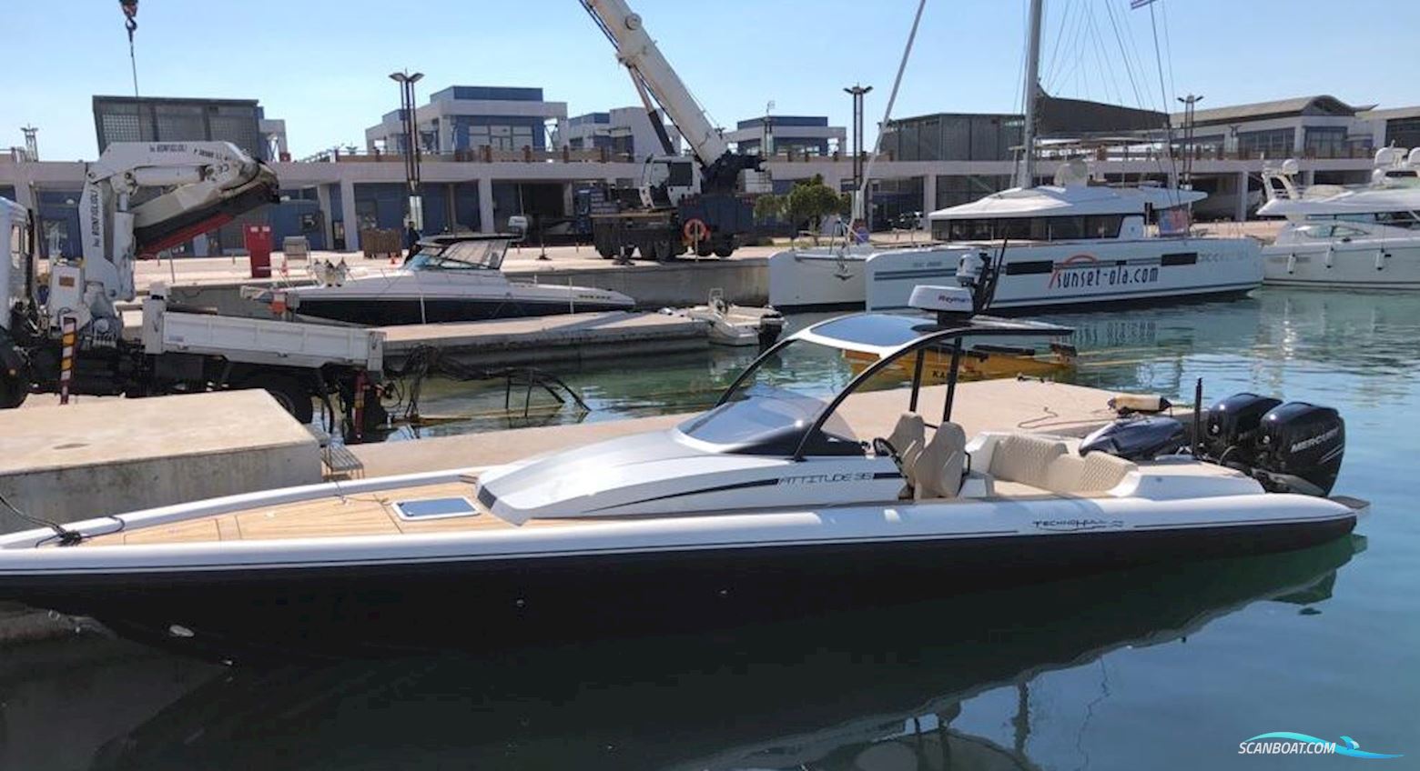 Technohull Attitude 35 Motorbåd 2019, med Mercury motor, Kroatien