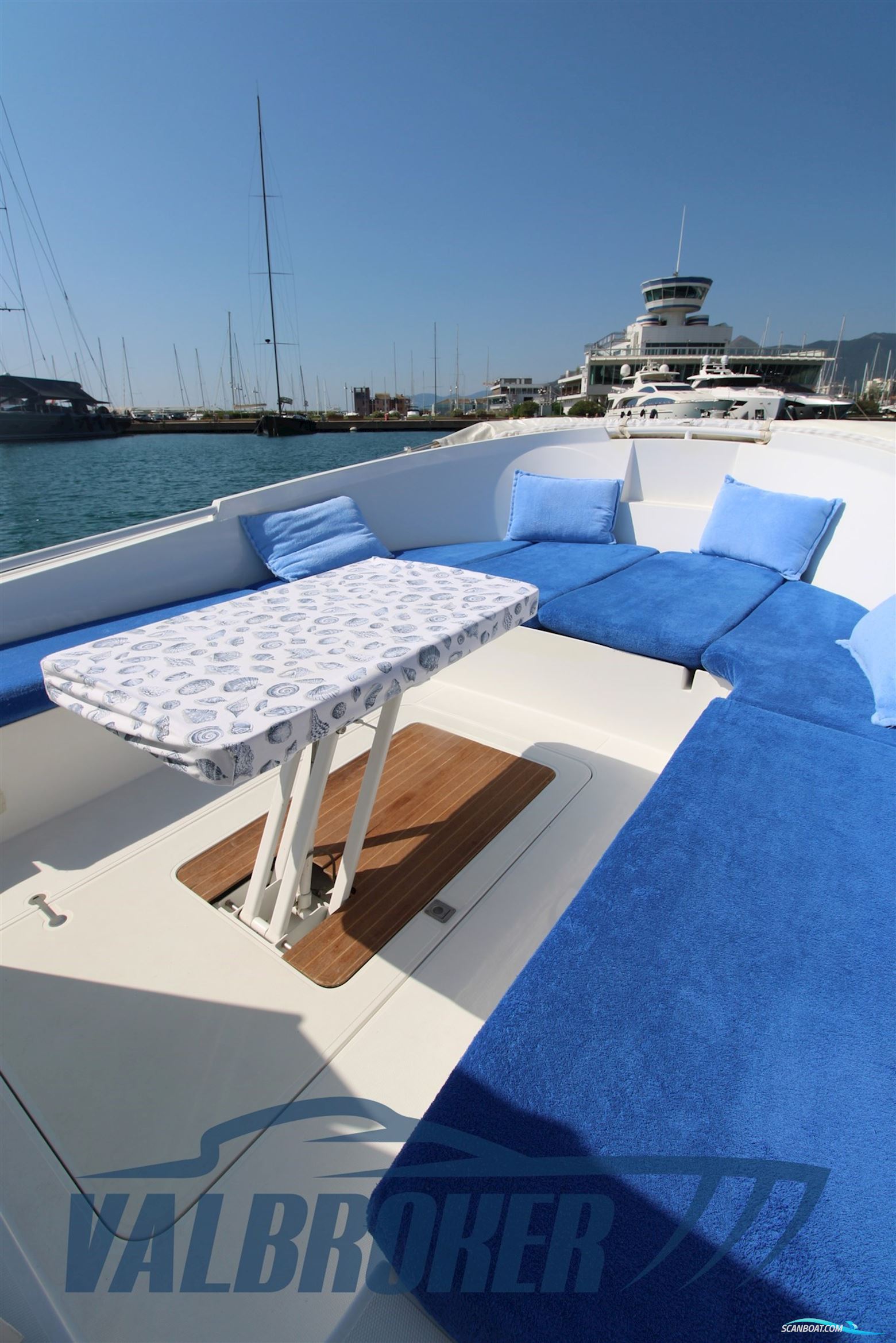 Tecnoyacht PUMA 2000