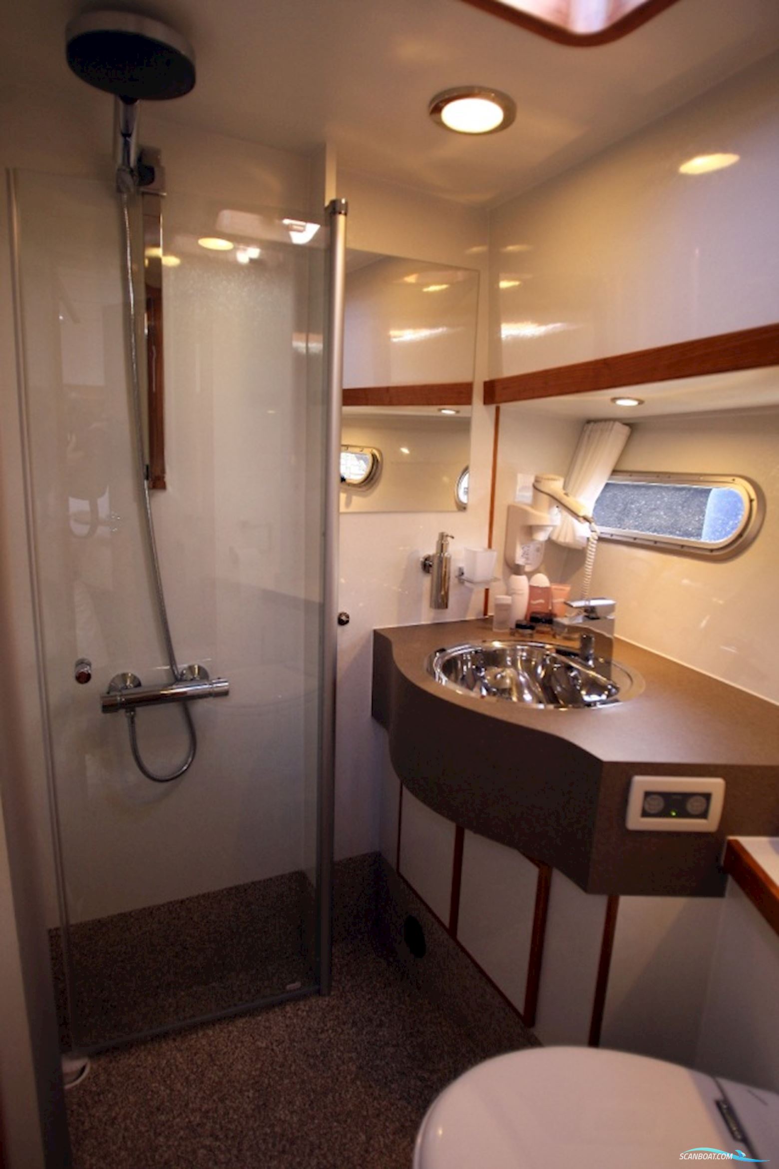 Thomasz Business Class 43 AK