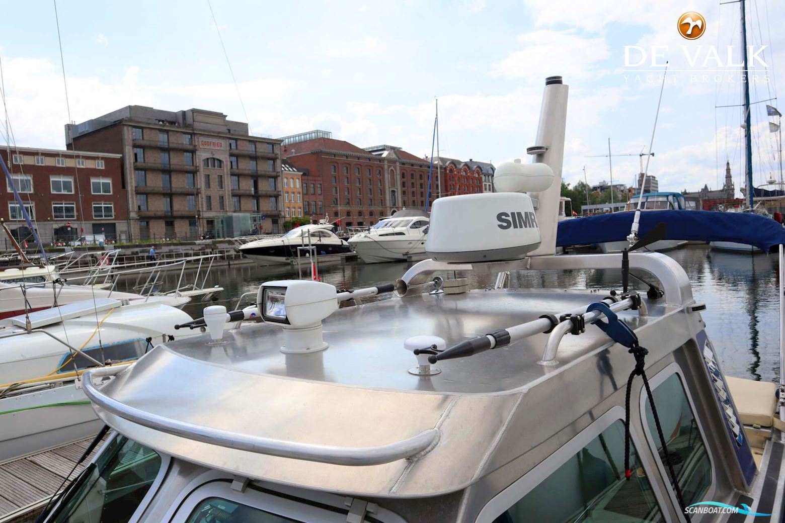 Tinn-Silver 600 Cabin