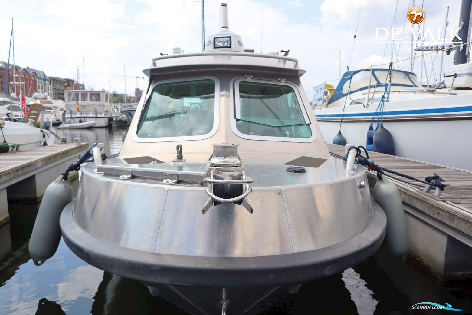 Tinn-Silver 600 Cabin