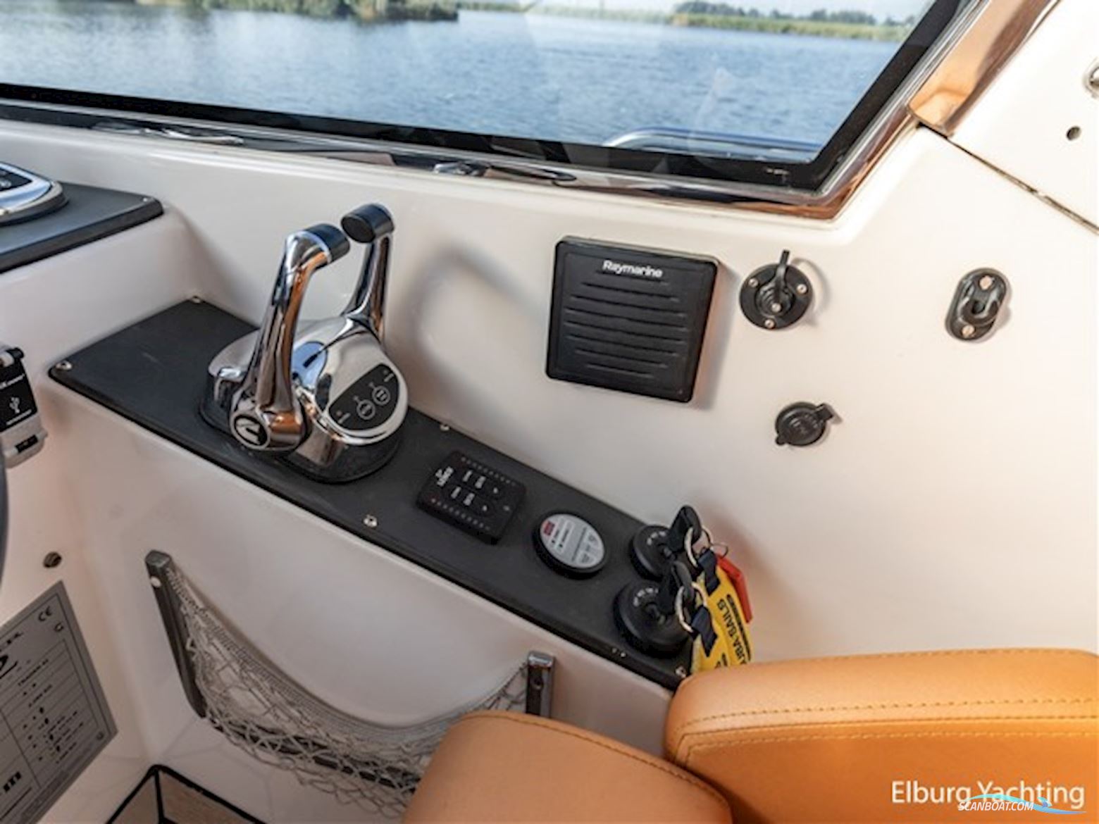 Trader 42 - Cabrio