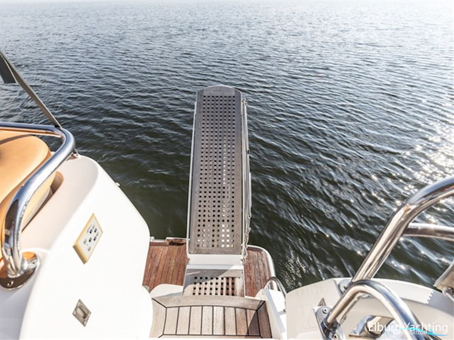 Trader 42 - Cabrio