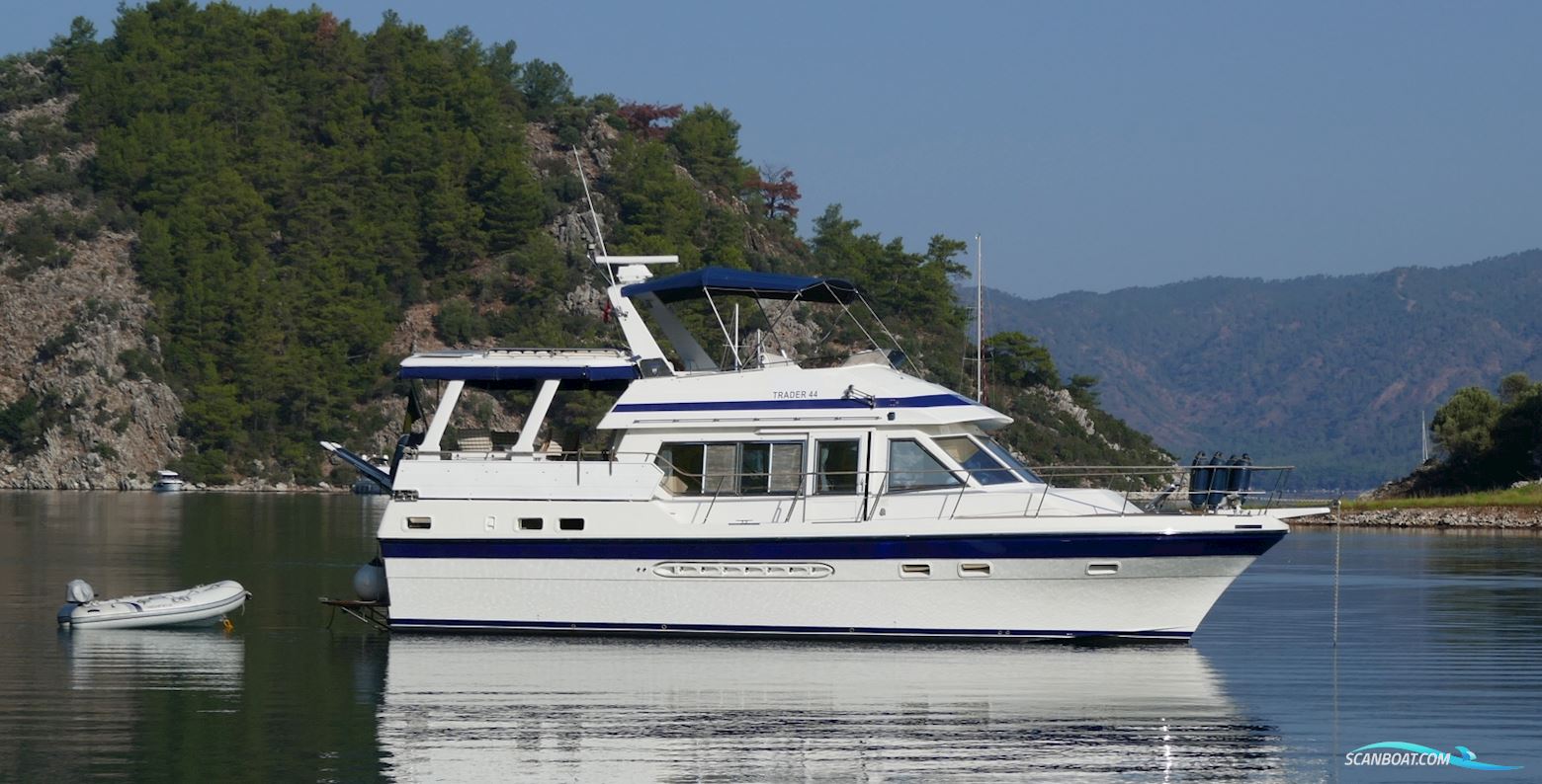 Trader 44 Sundeck Motorbåd 1997, med Caterpillar motor, Grækenland