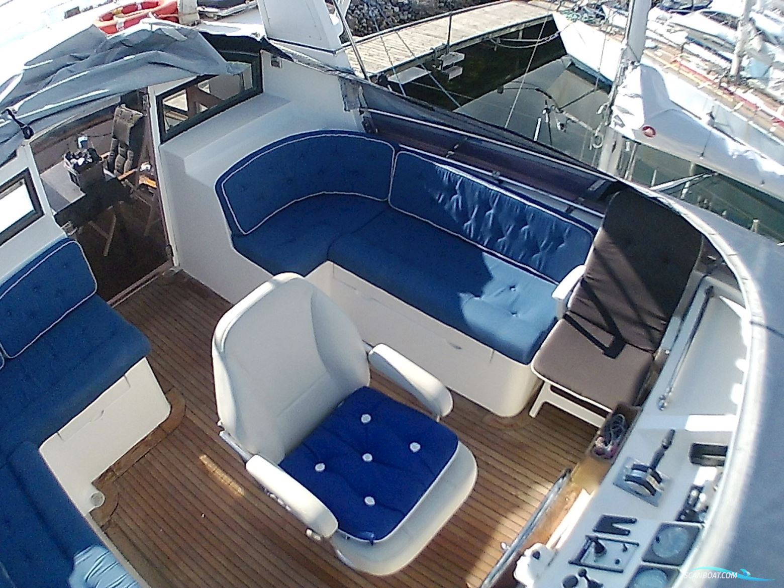 Tradewind 43 Sundeck