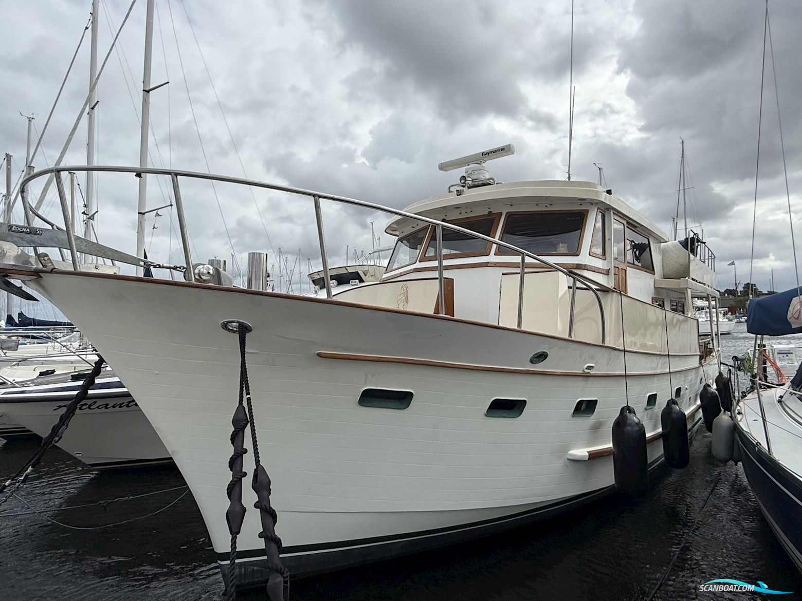 Trawler Blue Ocean 50 med bådplads i Gilleleje.