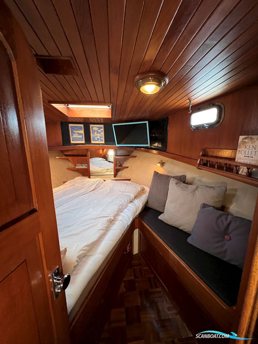 Trawler Sedan 41 Europe