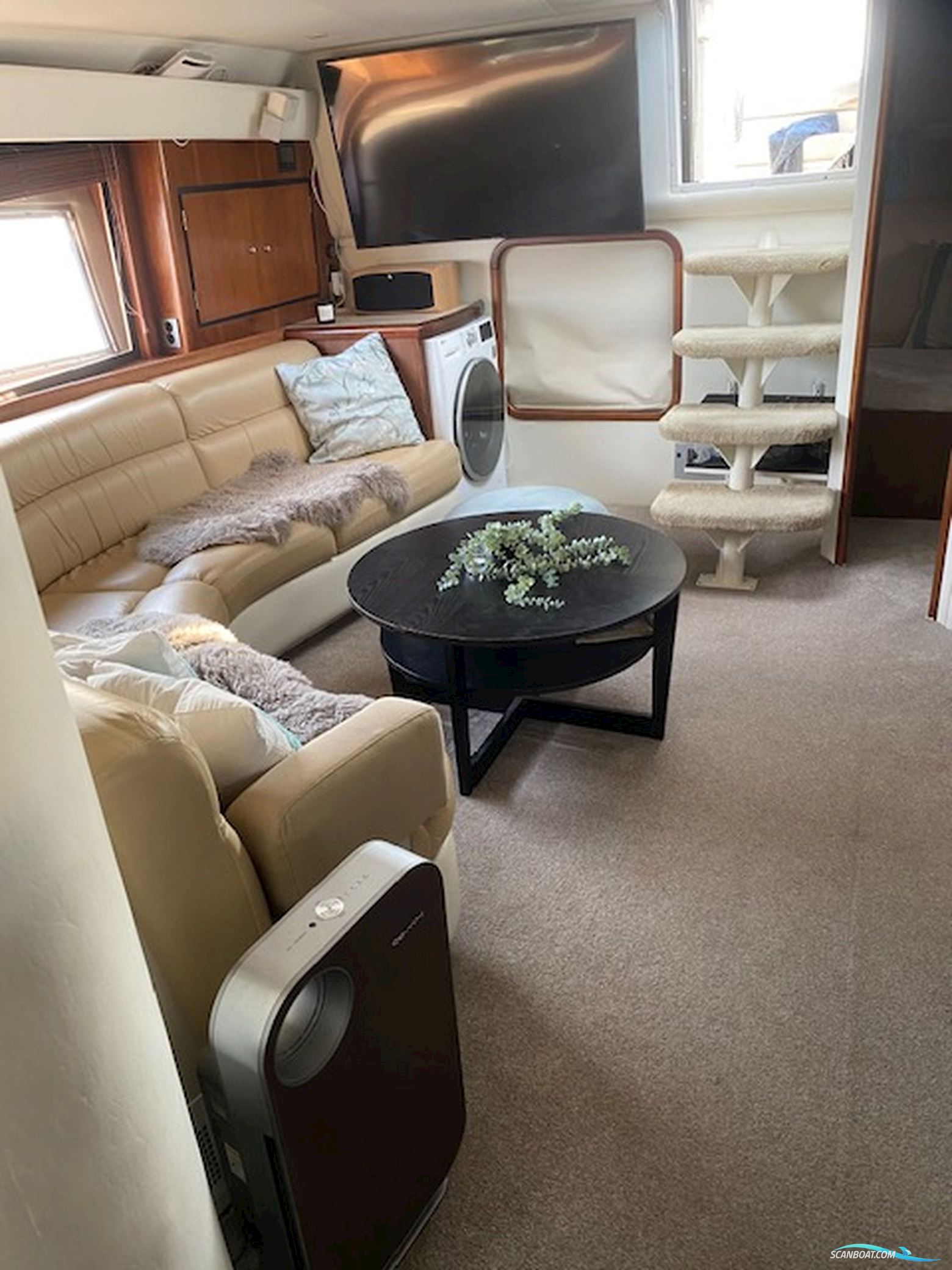 Trojan Carver 44 Express