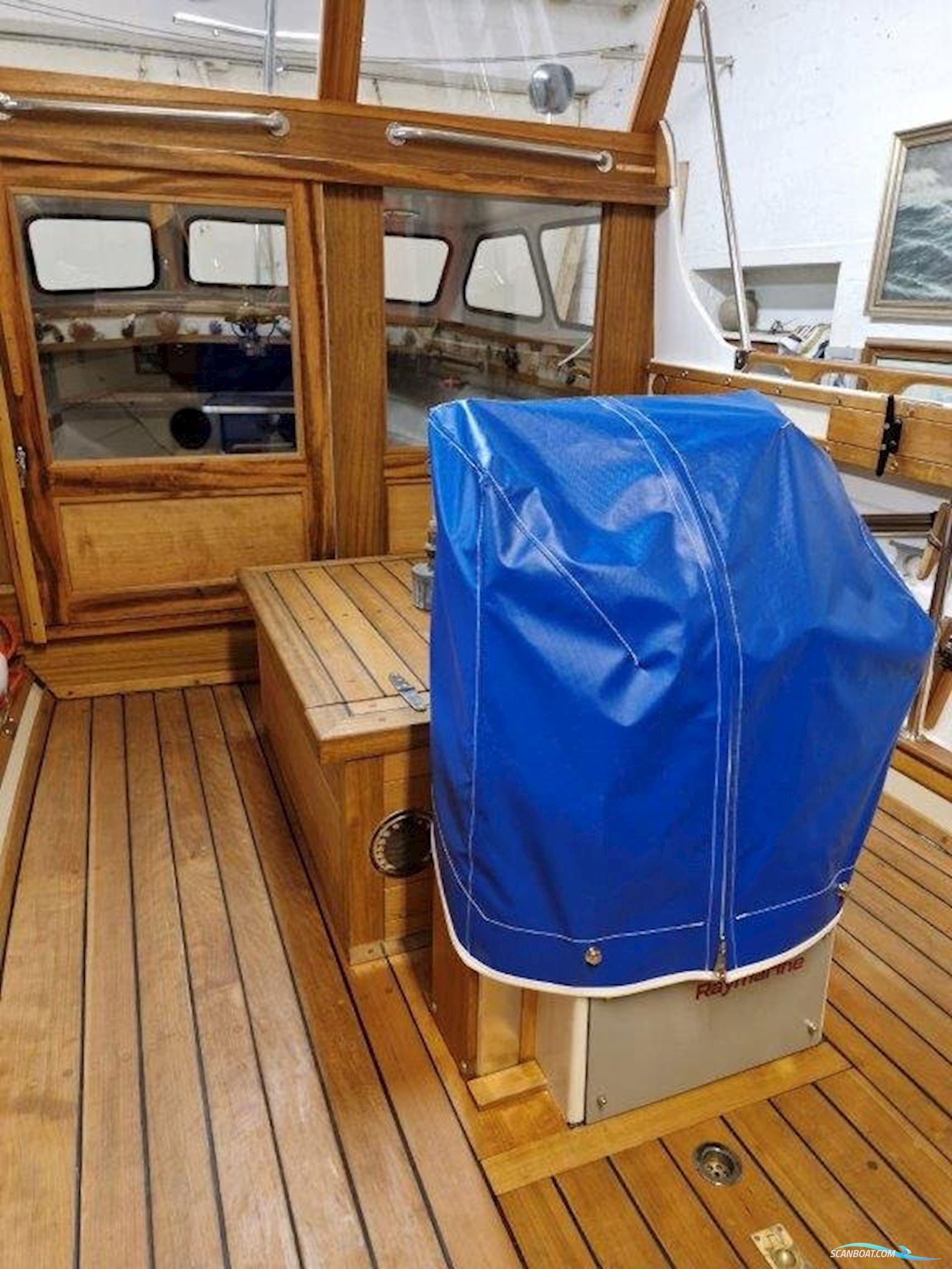 Tucker Boot Tucker Boat