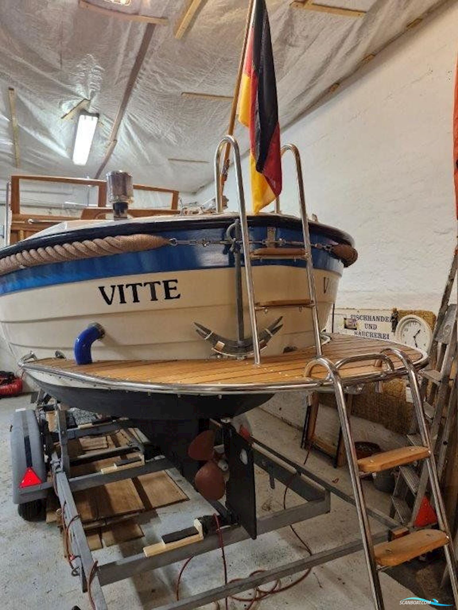 TUCKER BOOT TUCKER BOAT