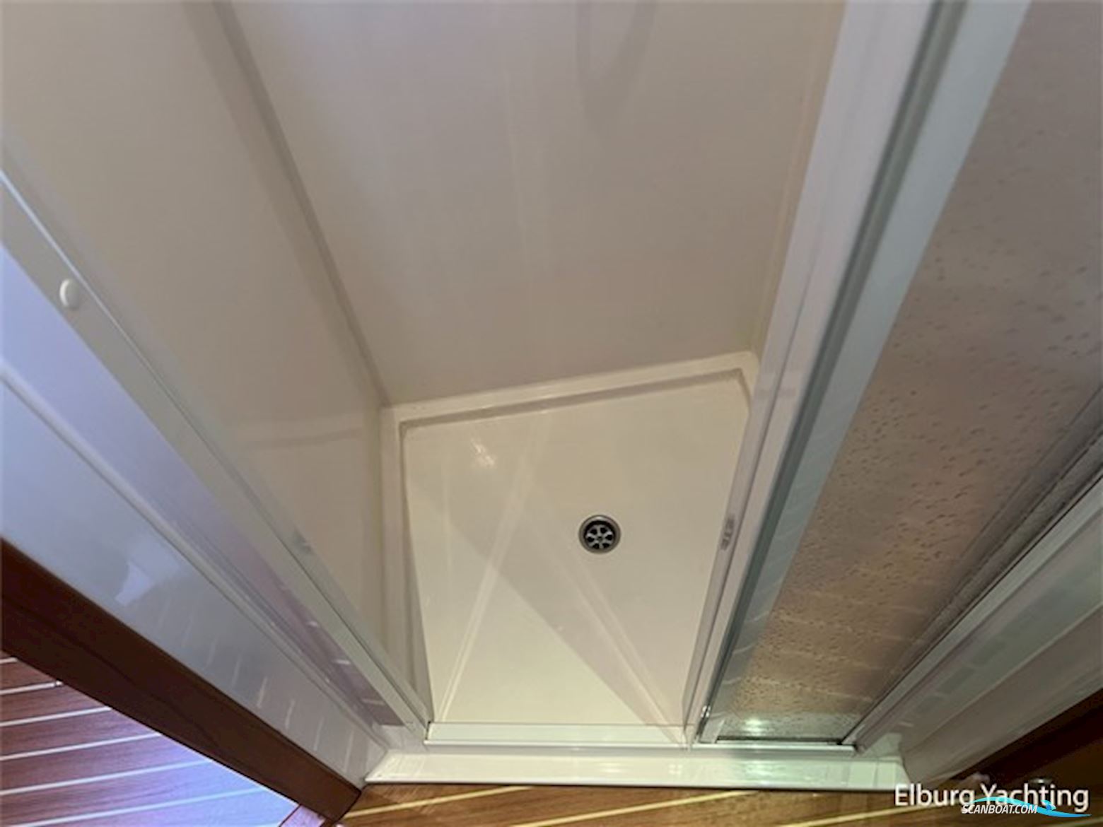 Tuna 40 Sportivo - Stabilizer