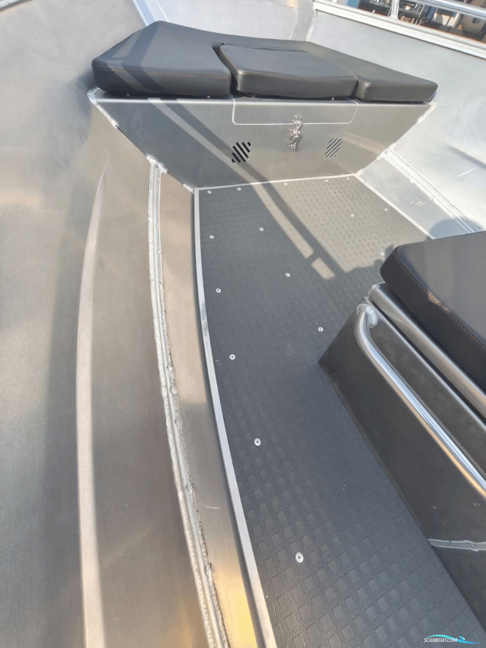 UMS  425 CC Pro MET MOTOR