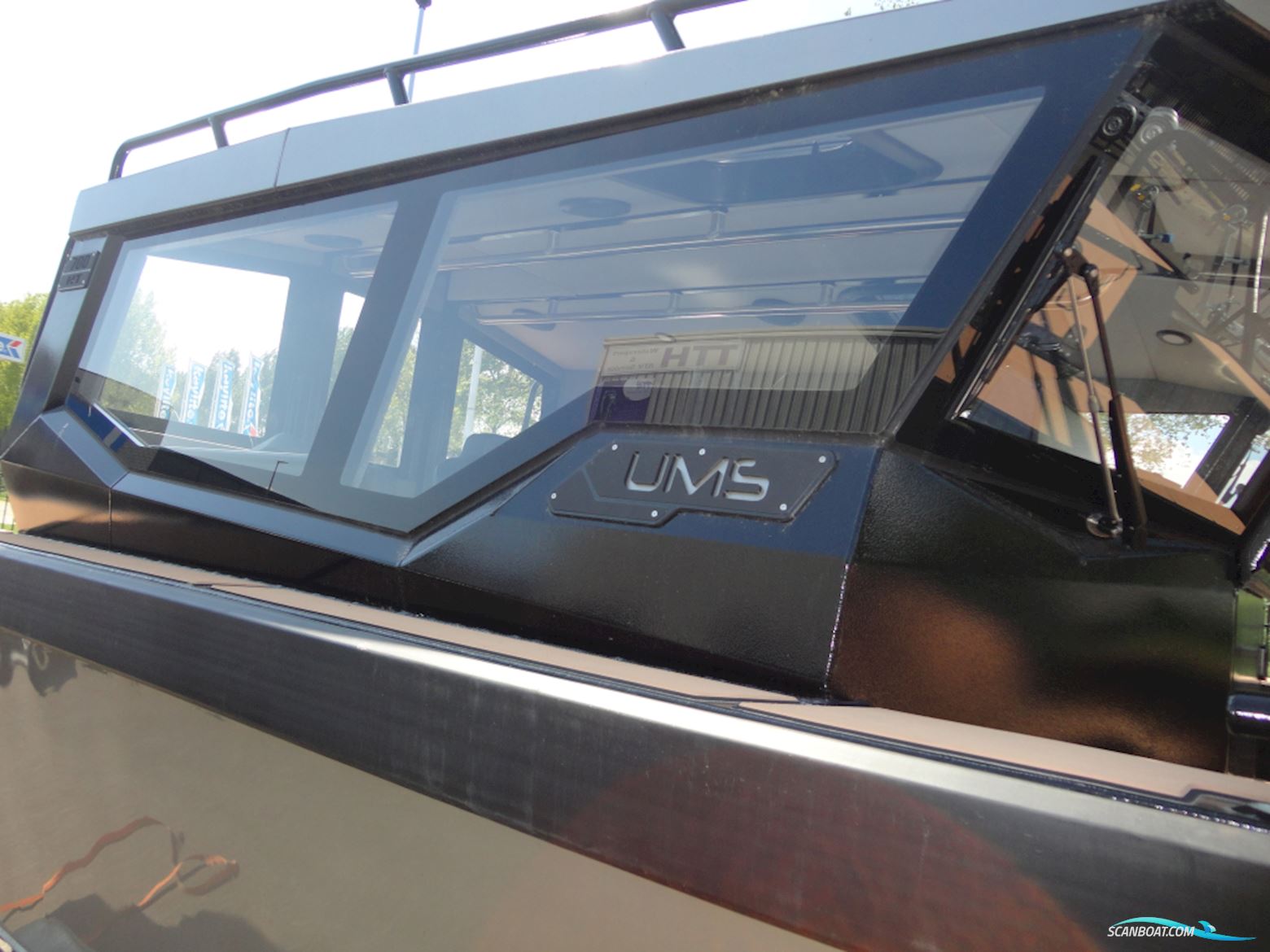 Ums Boat Cabin Cruiser