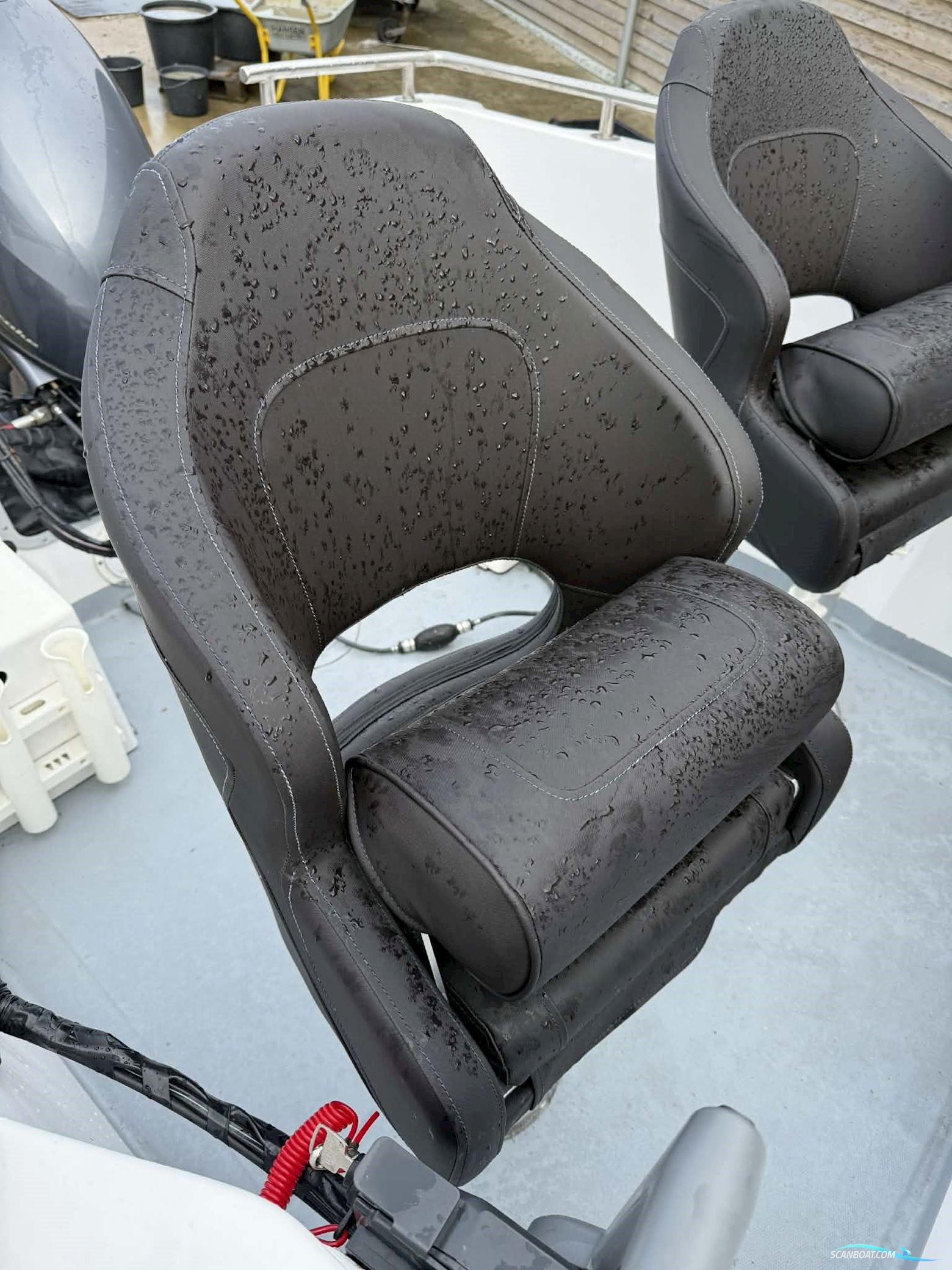 Uttern 4450C Kabinebåd Med Yamaha F30