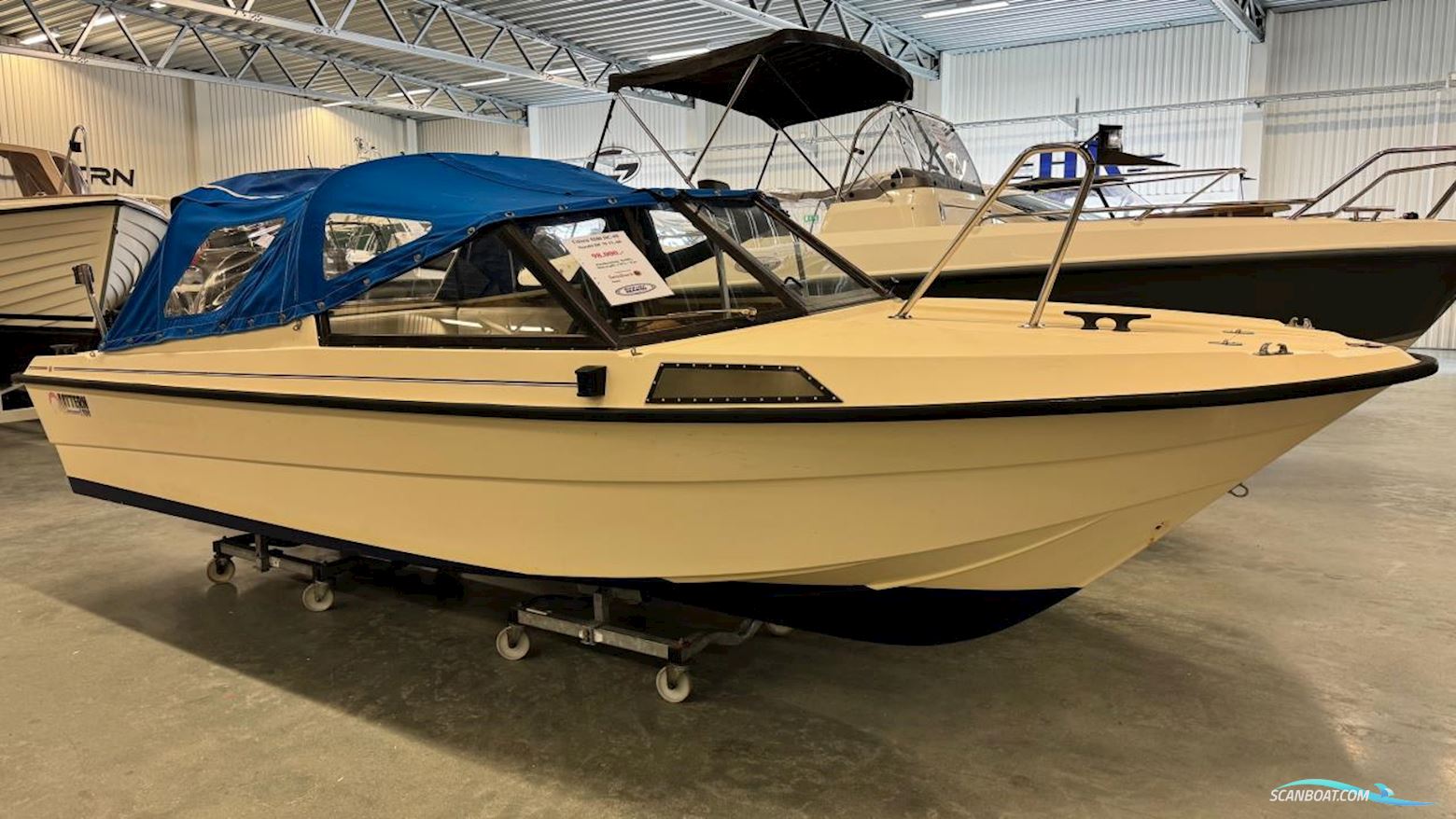Uttern 5200 DC Motorbåd 1995, med Suzuki motor, Sverige