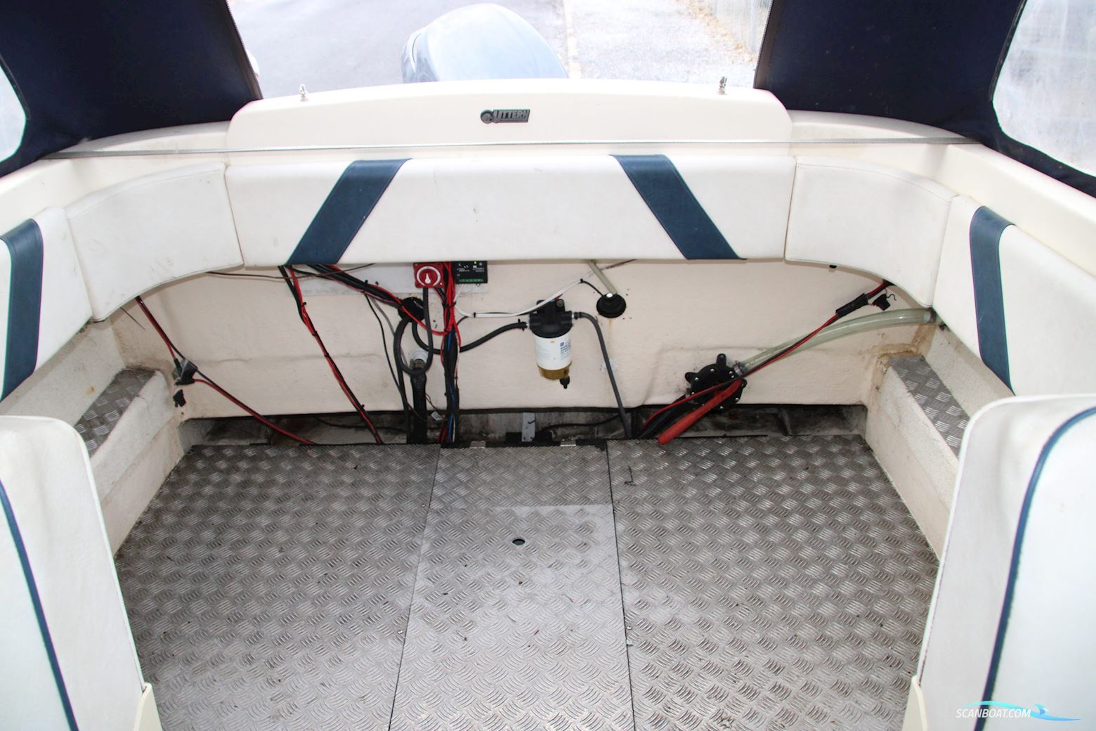 Uttern 6200 CC