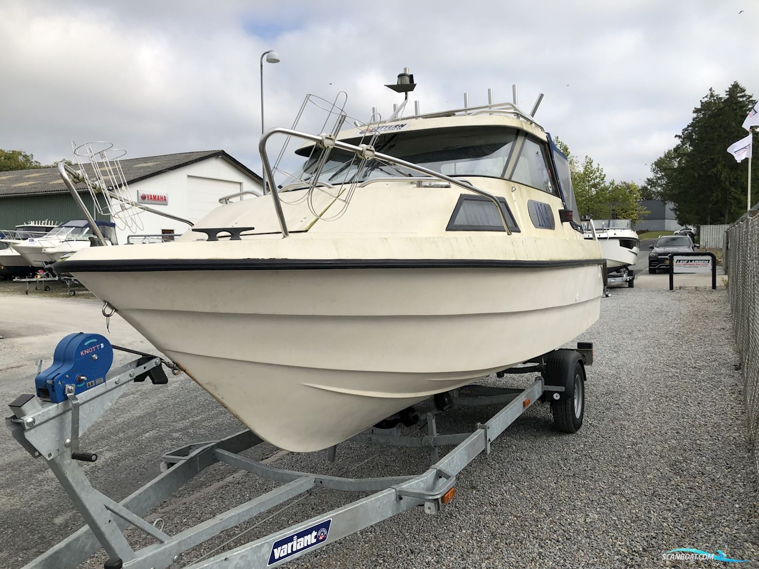 Uttern 6200 CC