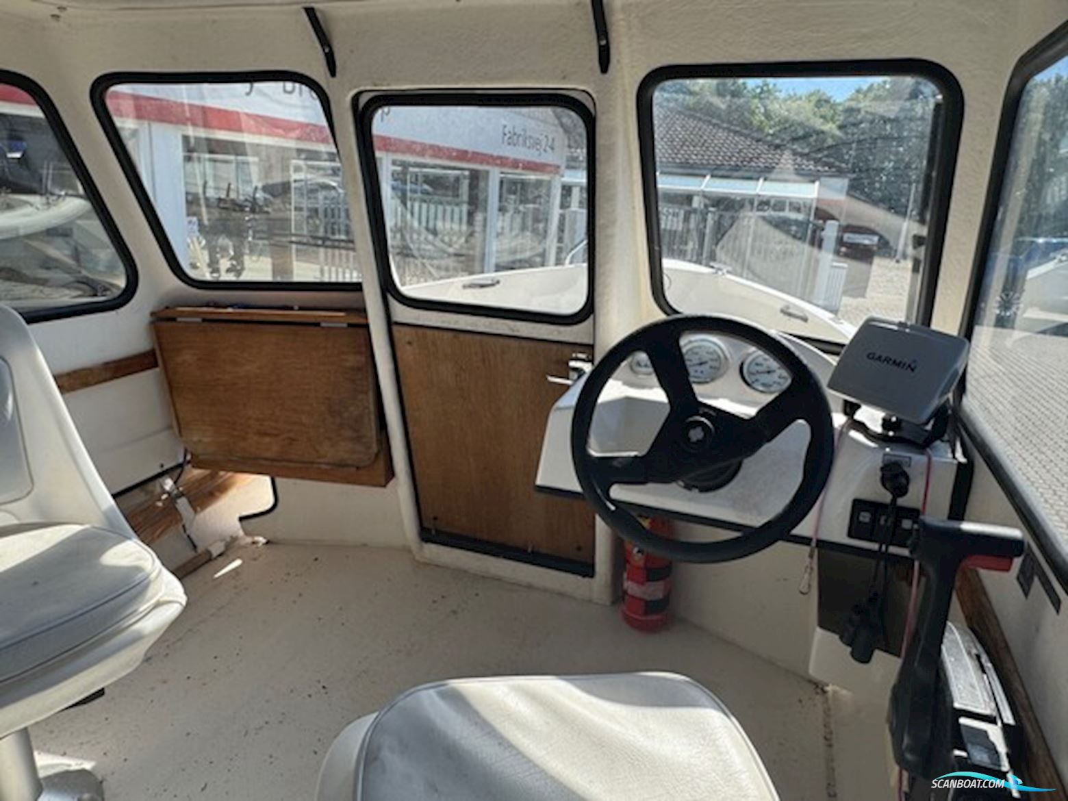 Uttern C56 med 60 hk Mercury-EFI 4 takt.