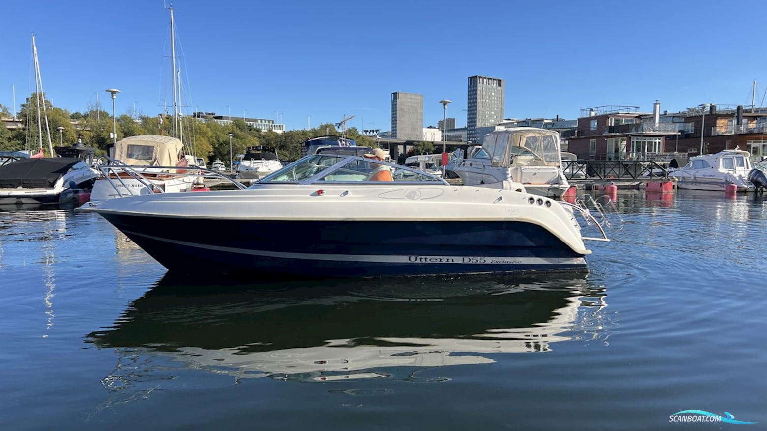 Uttern D55 Exclusive Motorbåd 2005, med Mercruiser motor, Sverige