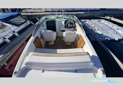 Uttern D55 Exclusive Motorbåd 2005, med Mercruiser motor, Sverige