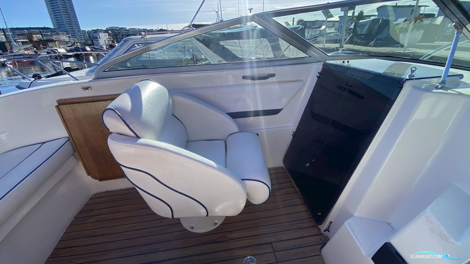 Uttern D55 Exclusive