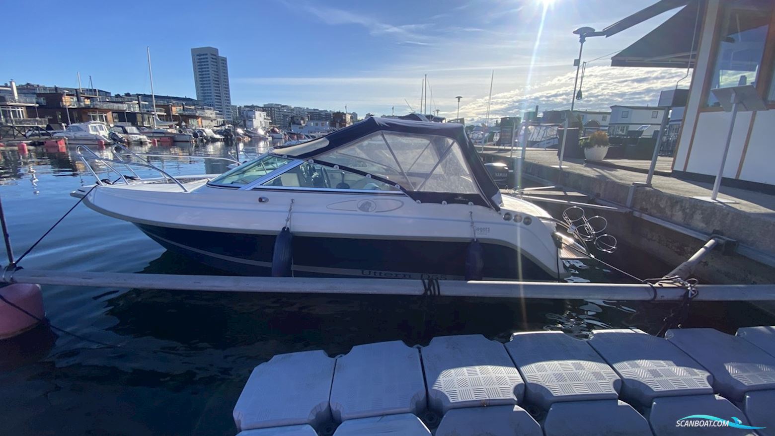 Uttern D55 Exclusive