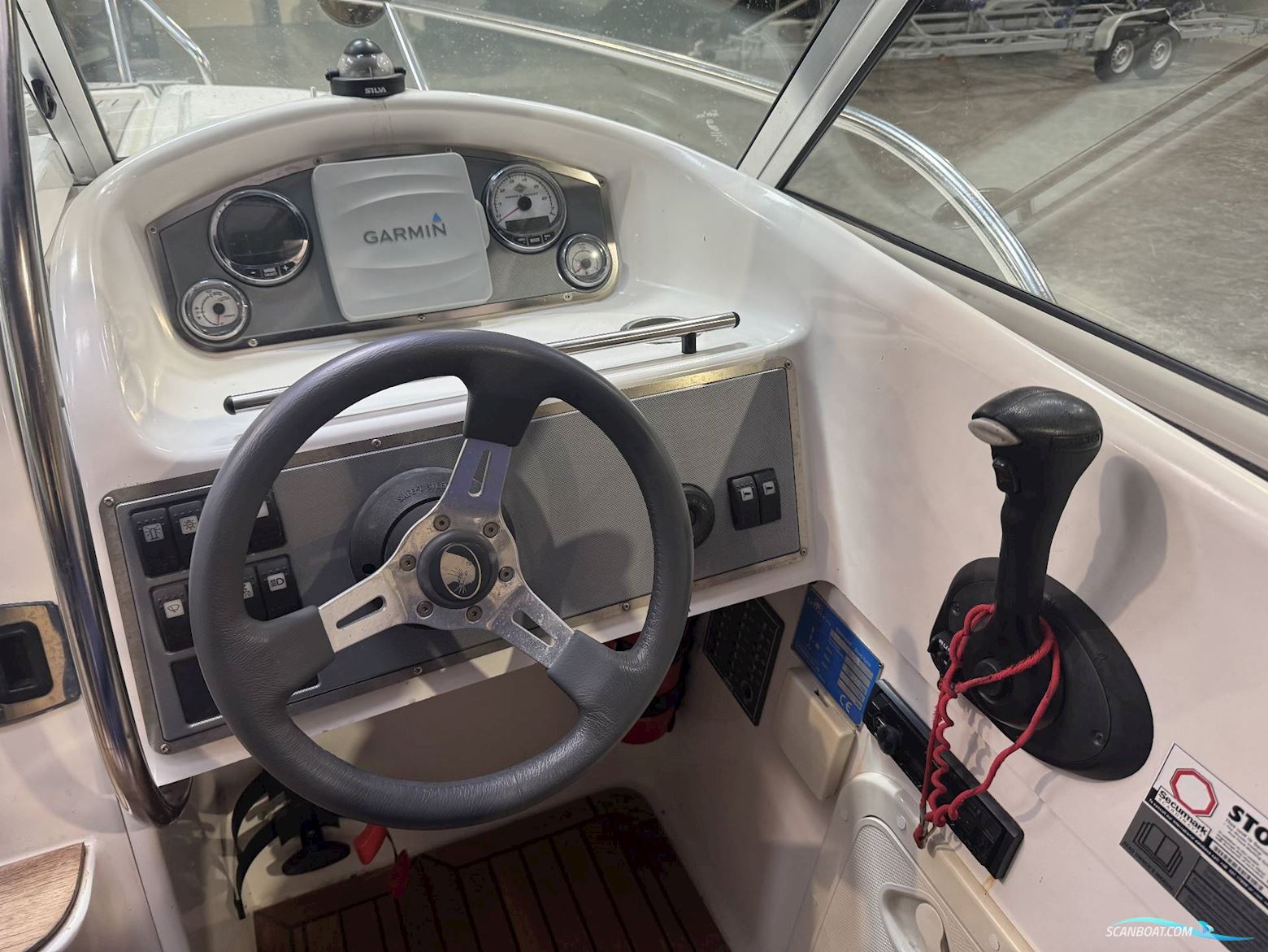 Uttern D68 Exclusive - Mercruiser 4.3