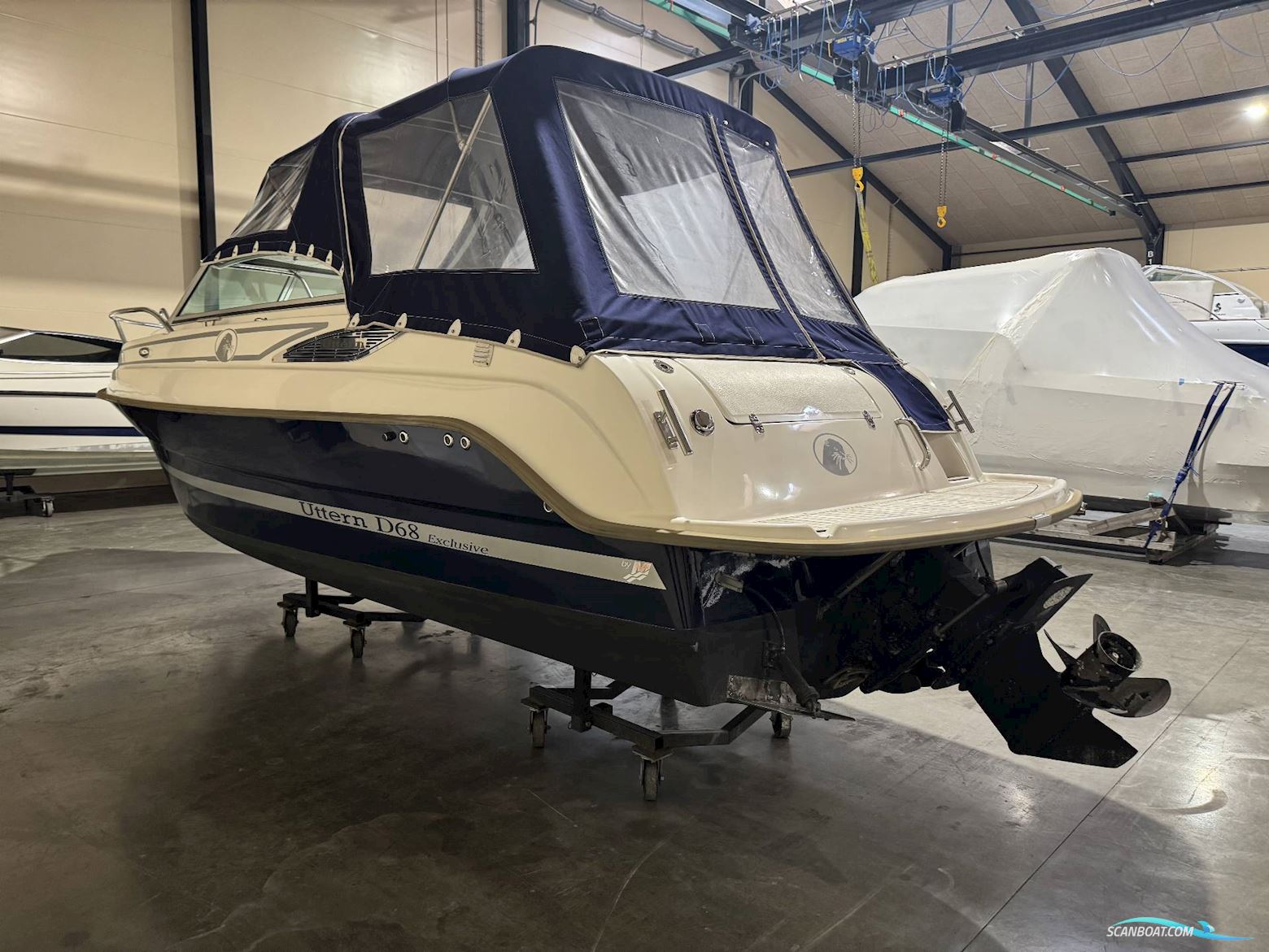 Uttern D68 Exclusive - Mercruiser 4.3