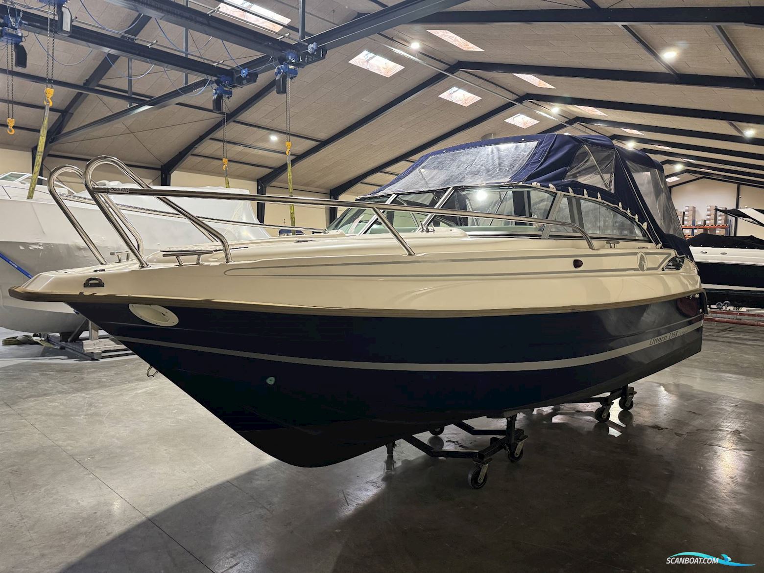 Uttern D68 Exclusive - Mercruiser 4.3