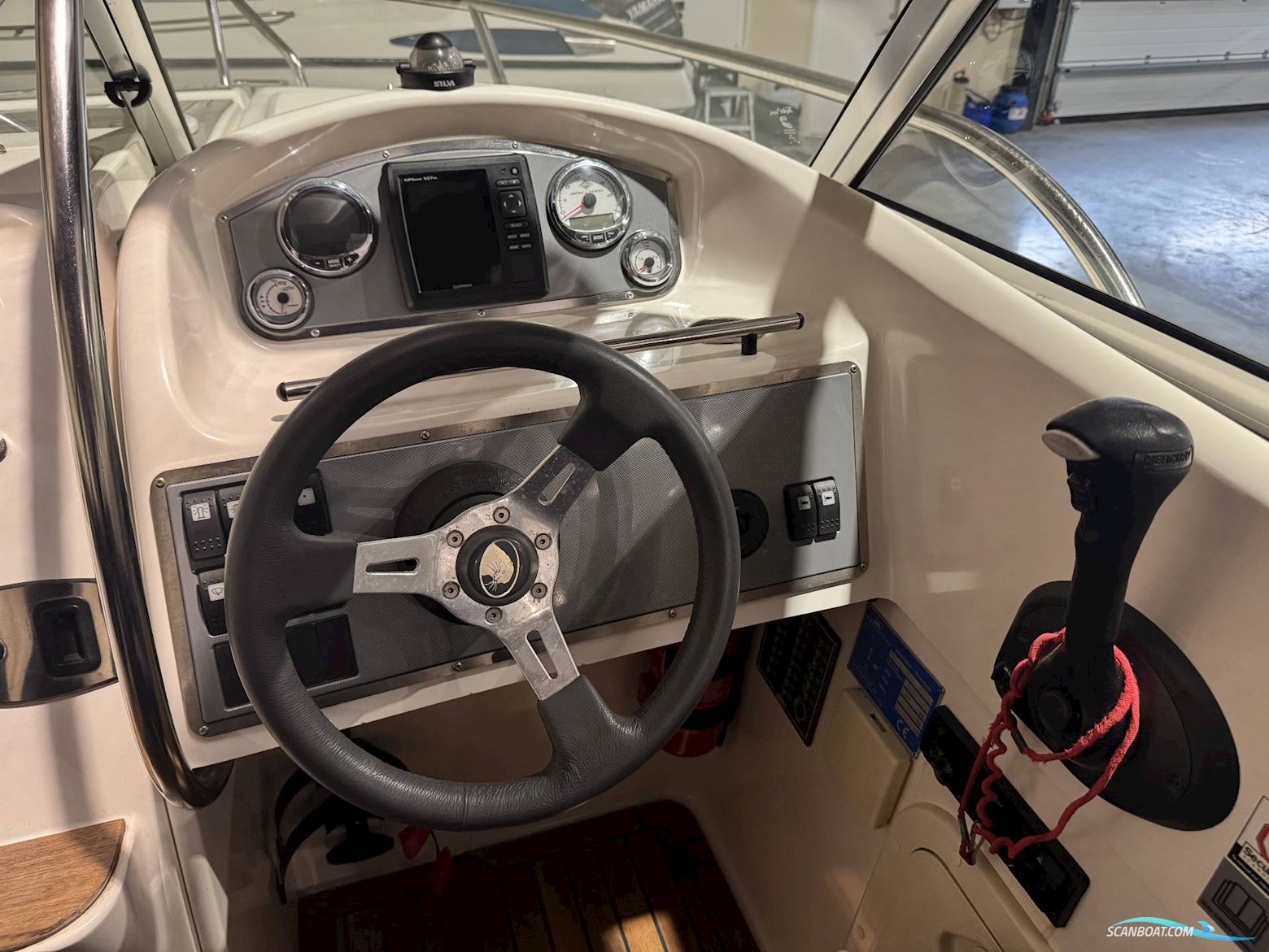 Uttern D68 Exclusive - Mercruiser 4.3