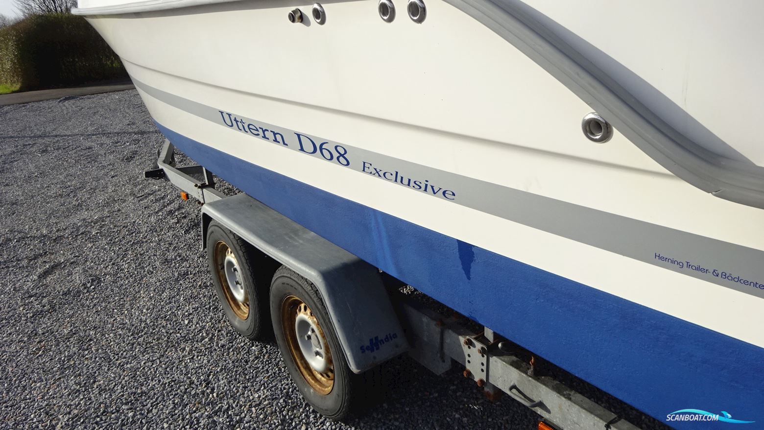 Uttern D68 Exclusive Med 4,3 Mpi og Trailer