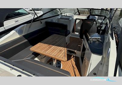 Uttern D77 Motorbåd 2016, med Mercury Verado motor, Sverige