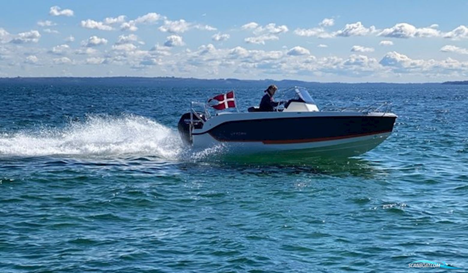 Uttern S53 – Mercury 80 HK