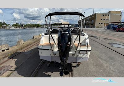 Uttern T53 Motorbåd 2022, med Mercury motor, Sverige
