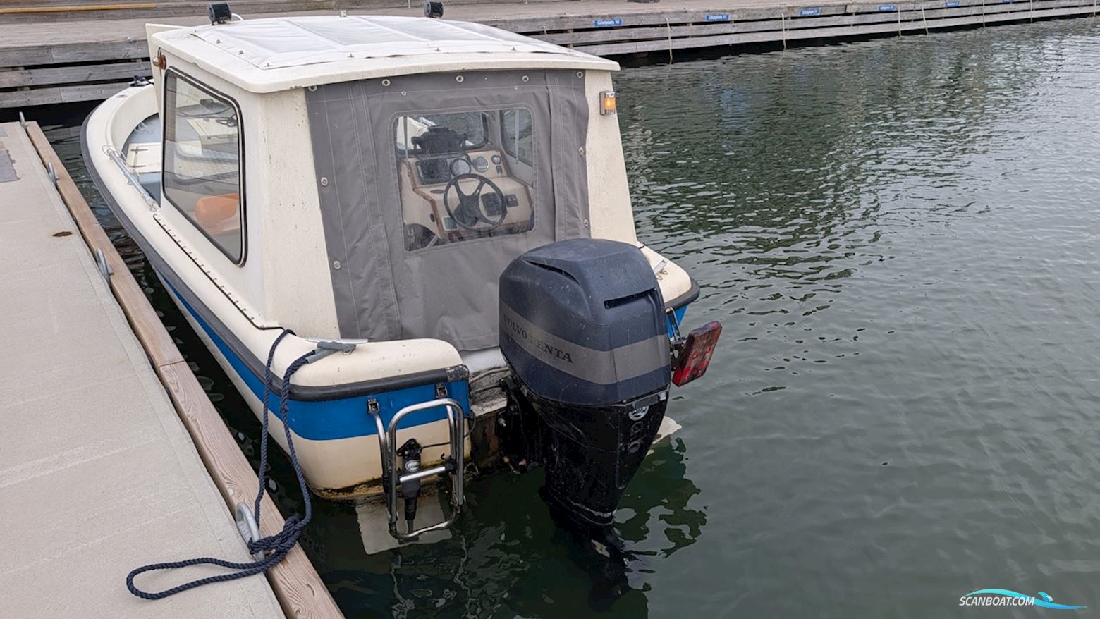 Väddö 560 Akterhytt