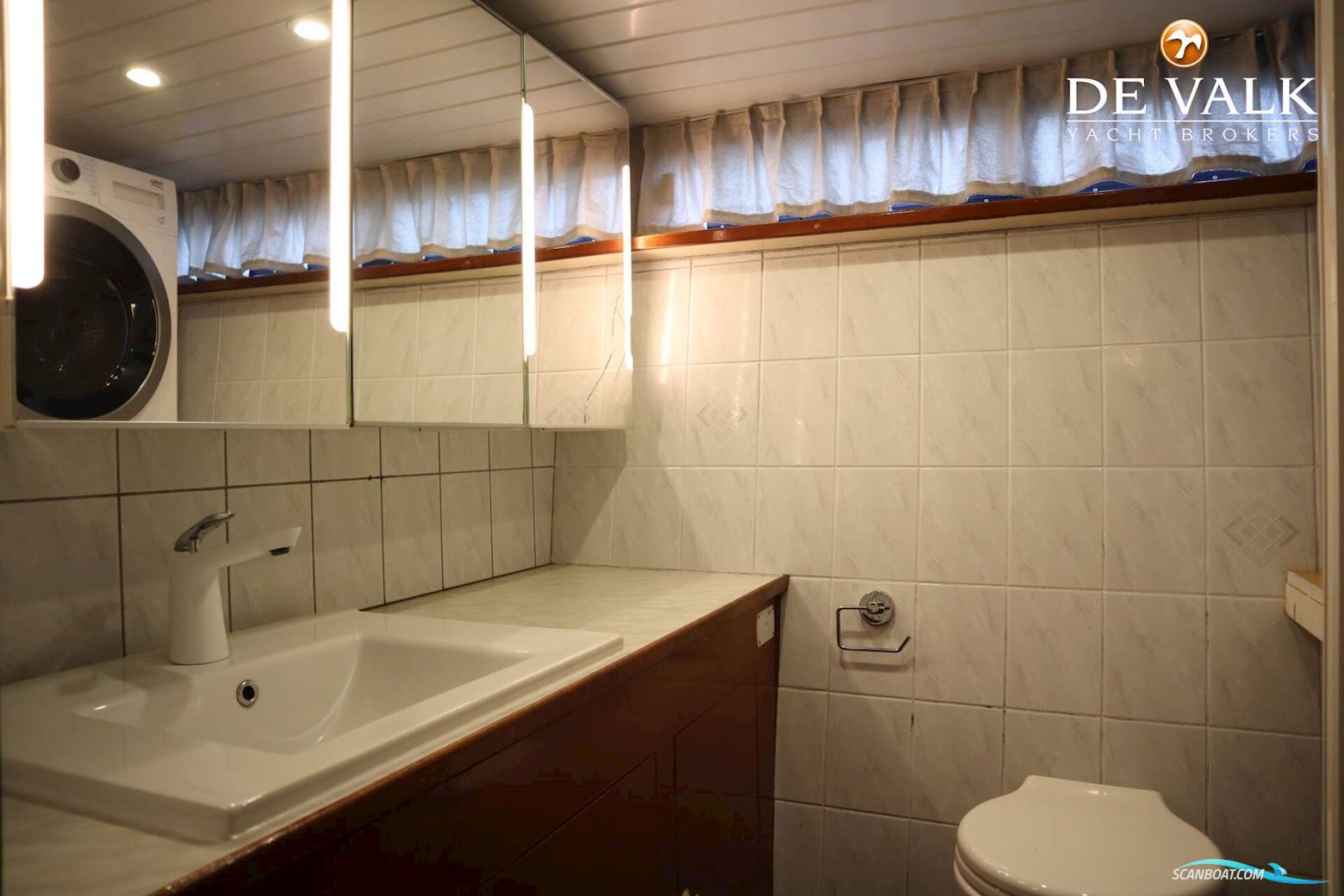 Valk Challanger Royal 45