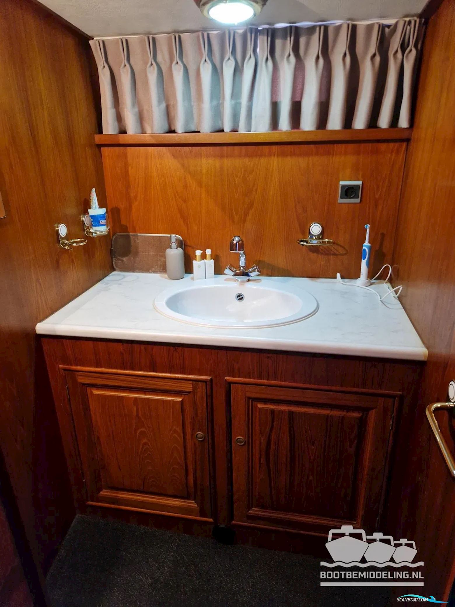 Valk Content 13.60 AK