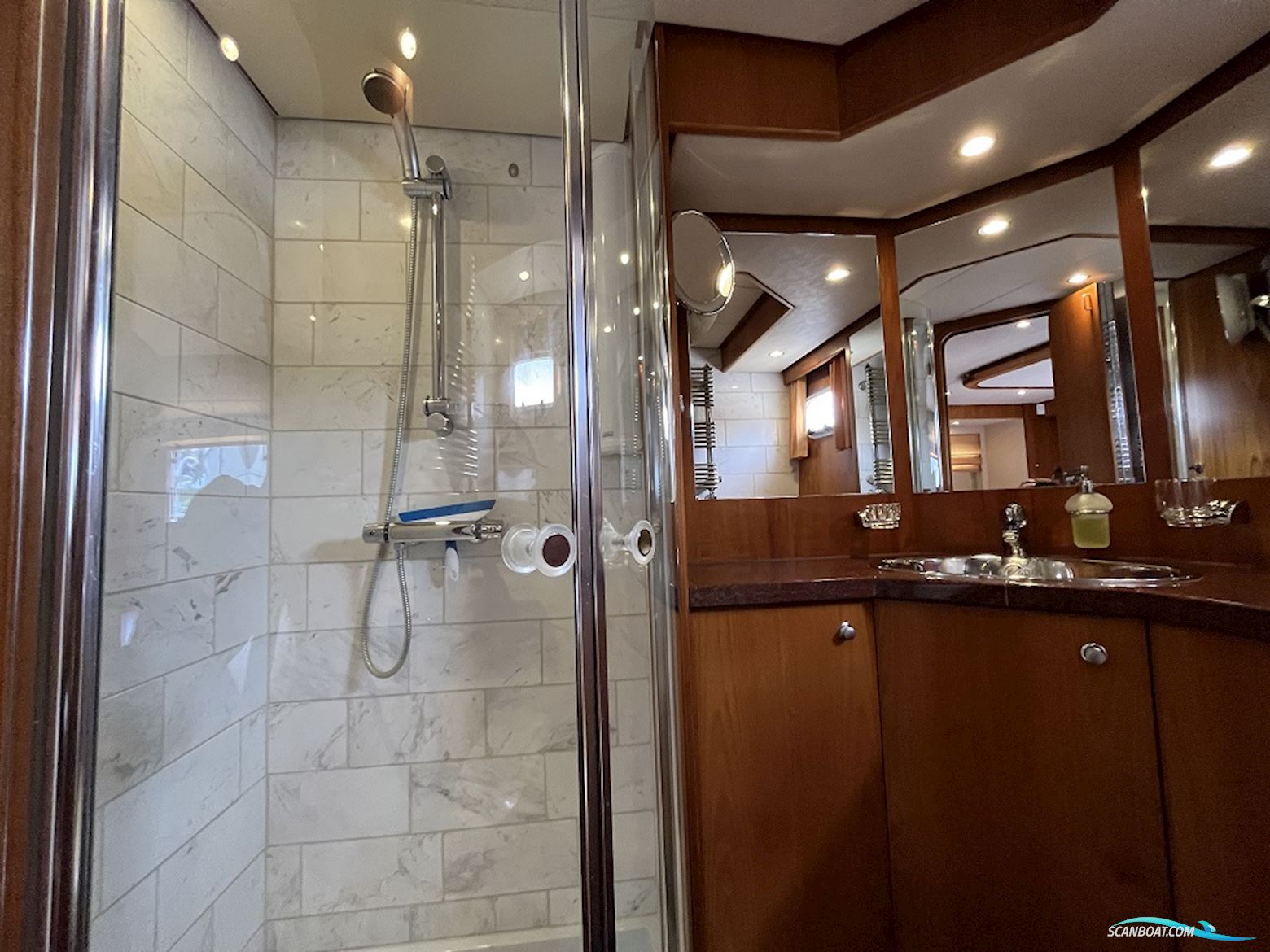 Valk Continental 15.60