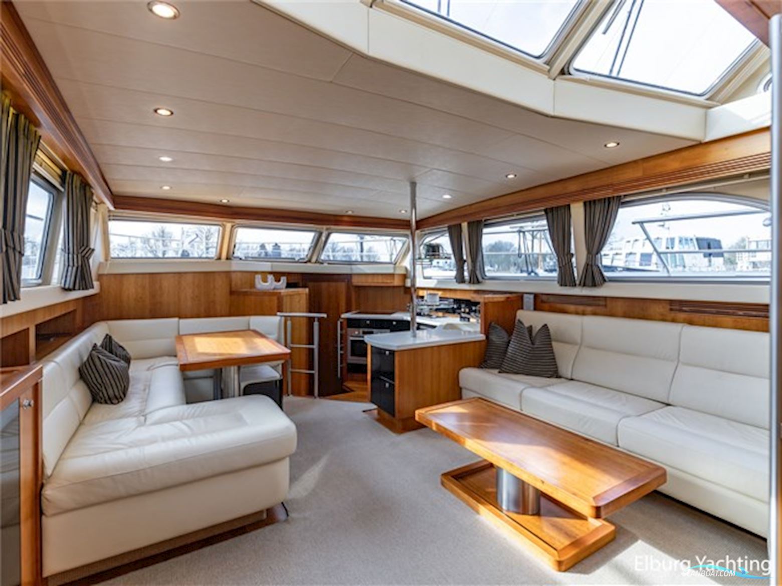 Valk Continental 1900 - Wheelhouse