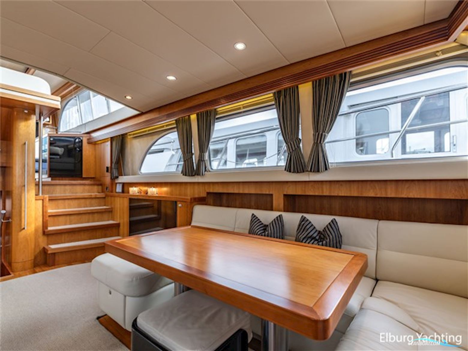 Valk Continental 1900 - Wheelhouse