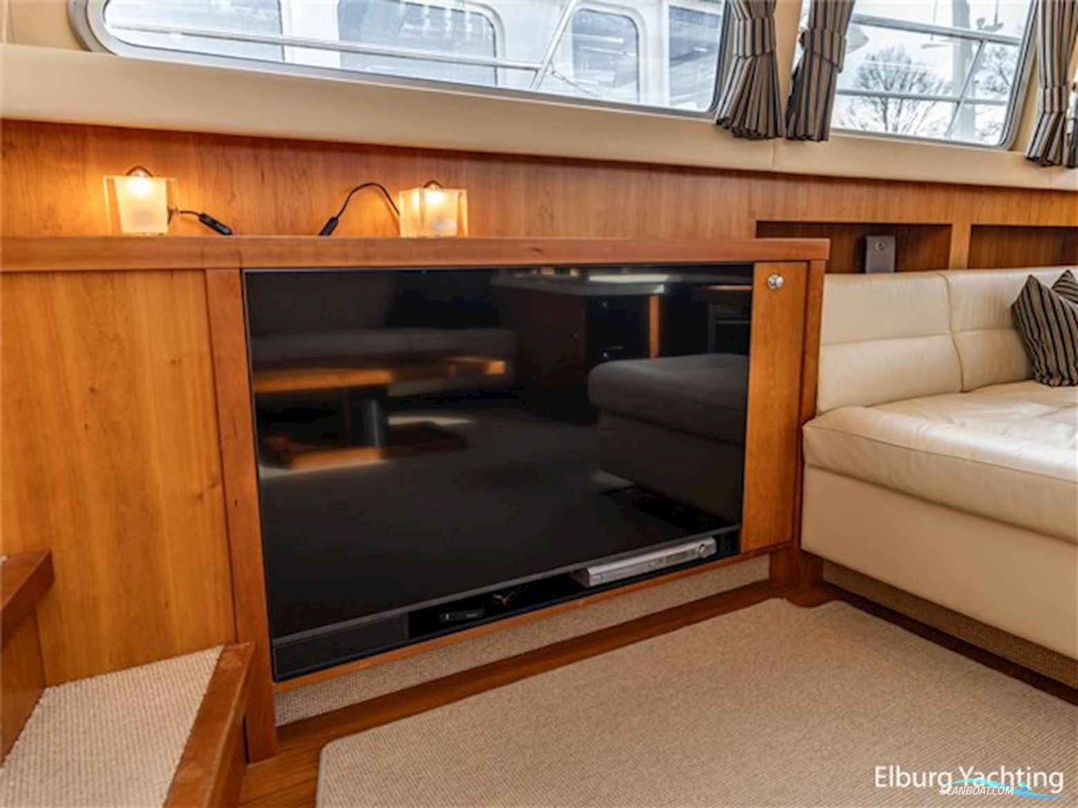 Valk Continental 1900 - Wheelhouse