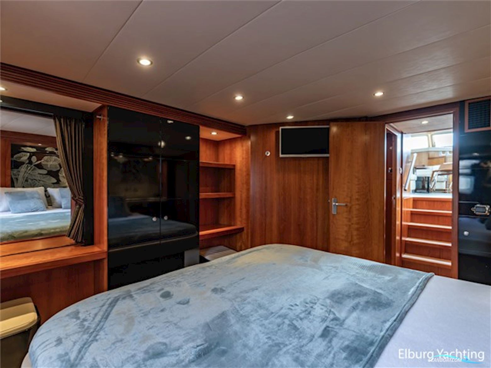 Valk Continental 1900 - Wheelhouse