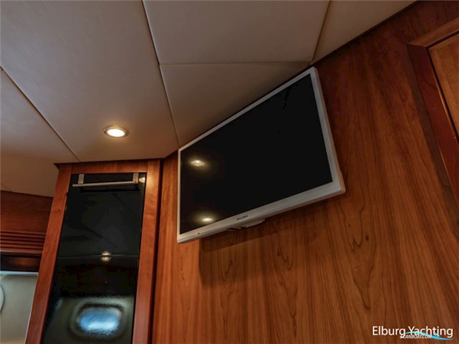 Valk Continental 1900 - Wheelhouse