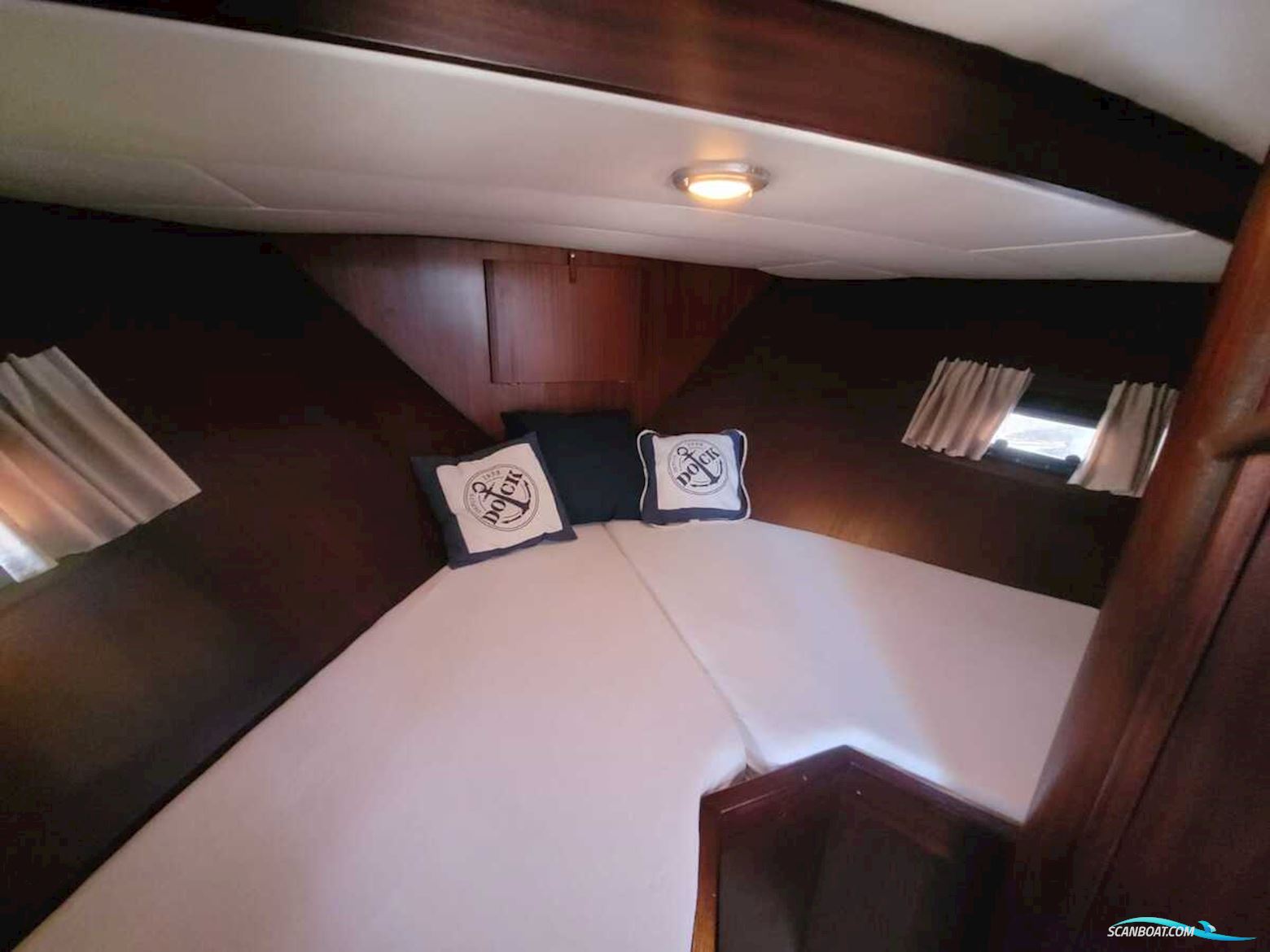 Valk Super Falcon 45 GS