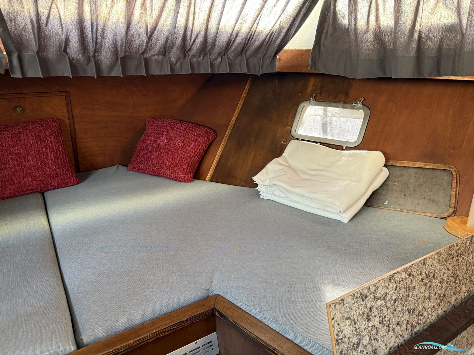 Valkkruiser 12.30 AK Cabrio